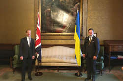 Кулеба запросив Британію приєднатися до Кримської платформи
