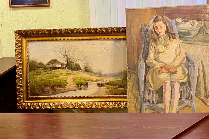 Картини українських художників вперше виставили на ProZorro