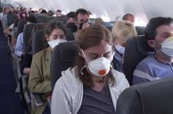 МАУ дозволить деяким пасажирам не використовувати маски