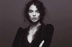  53-летний актер Венсан Кассель похвастался своей 16-летней дочерью Девой 
  