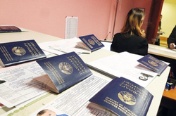 Кабмін спростив оформлення посвідки на тимчасове проживання для іноземців