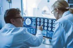 Вчені підтвердили здатність коронавірусу проникати в мозок