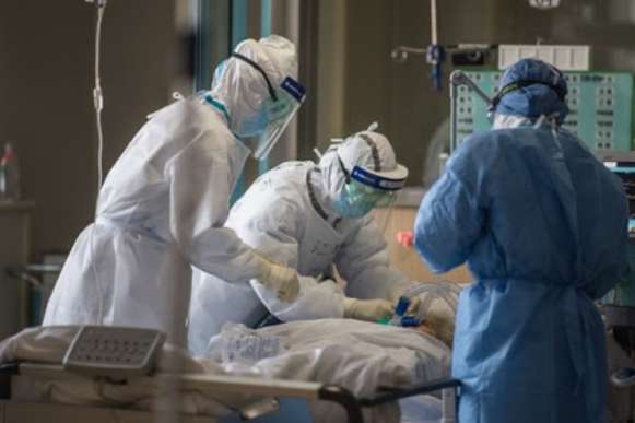Минулої доби в Україні виявлено 5728 хворих на коронавірус