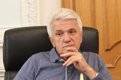 Ексголова Верховної Ради Литвин назвав Кравчука «патентованою політичною повією»