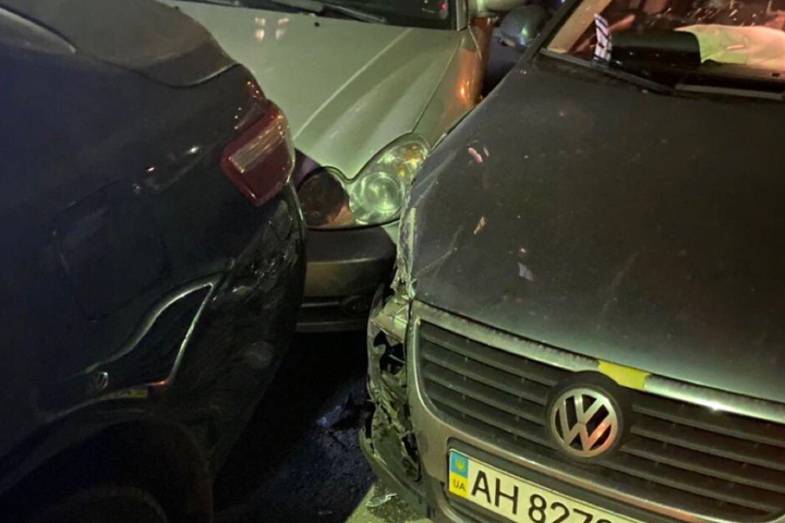 У Києві п’яний водій з двома дітьми в салоні влаштував масову аварію
