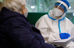 Ученые назвали новые симптомы заражения коронавирусом