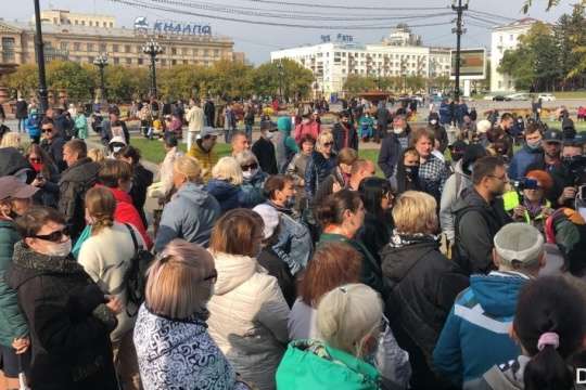 У Хабаровську люди знову вийшли на антиурядовий протест
