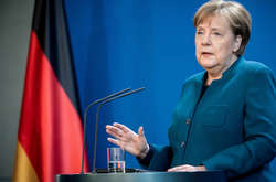 Меркель закликала дотримуватися перемир'я в Карабасі
