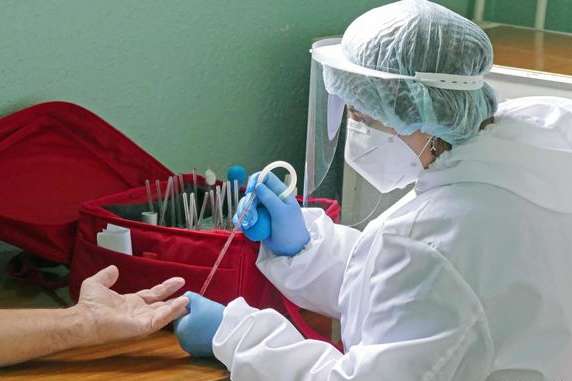 Оперативні дані: в Україні виявлено ще 4420 хворих на коронавірус