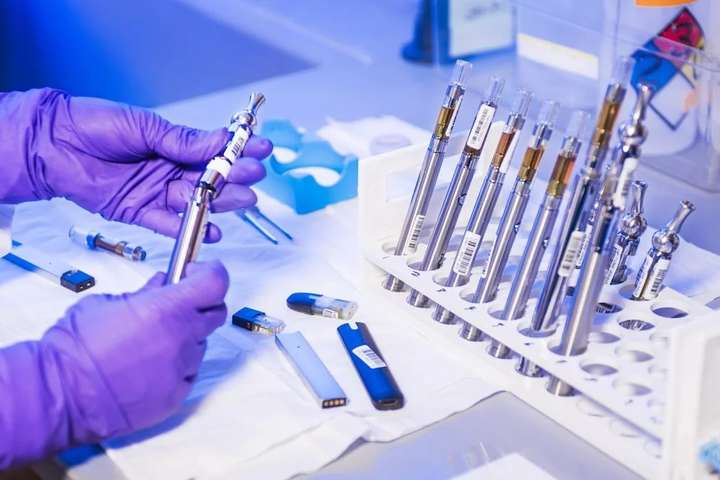 ВООЗ повідомляє про десять вакцин проти Covid-19, що перебувають на заключному етапі випробувань