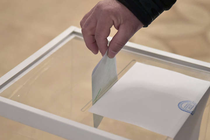 Всеукраїнське опитування у день виборів суперечить закону – КВУ