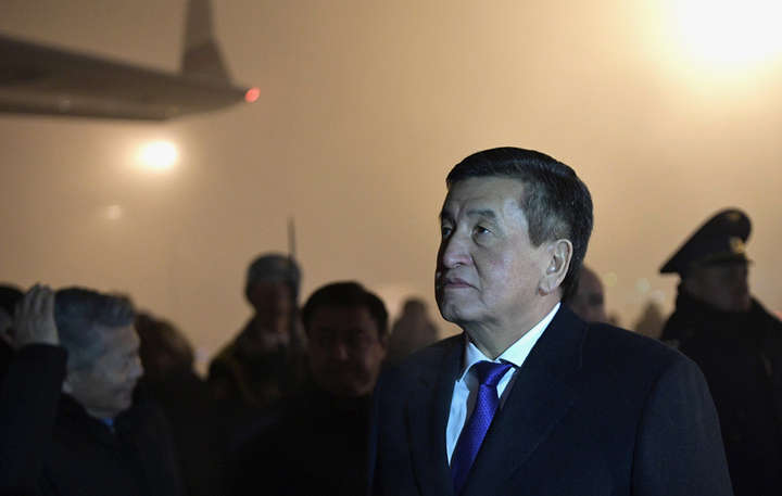 Президент Киргизстану піде у відставку, але після виборів