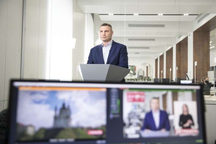 Інвестори «Аркади» виходять на протест: Кличко заявляє про провокацію