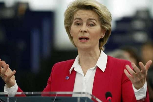Президент Єврокомісії залишила саміт ЄС через контакт з хворим на Covid-19