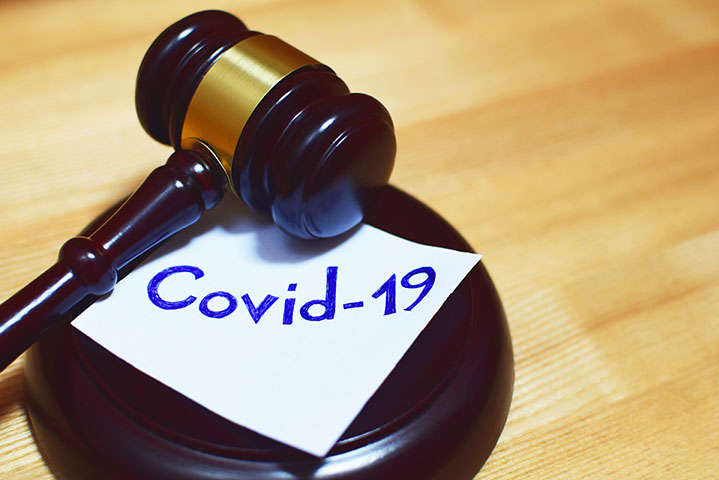 Хворий на Covid-19 тракторист порушив самоізоляцію і переконав суд, що його не треба карати
