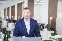 Мер Києва Віталій Кличко дає онлайн-брифінги