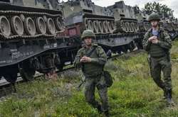 Росія завозить залізницею танки на Донбас