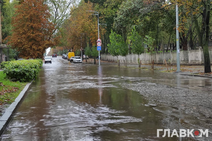 Дихайте глибше! Після сильного дощу у Києві зафіксована найвища якість повітря у світі (графіка)