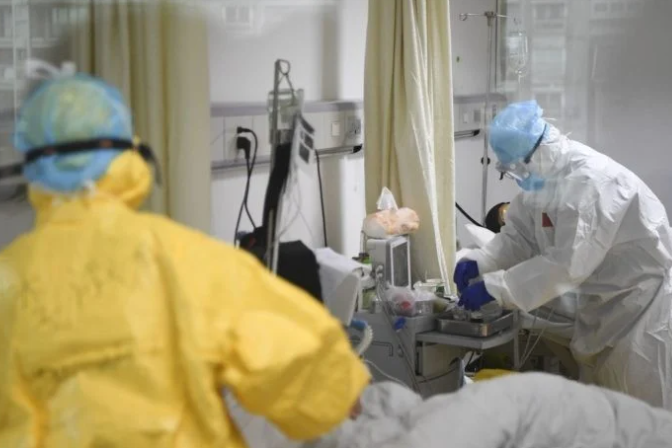 В Україні лікарняні ліжка для хворих на коронавірус вже заповнені на 62,3%, – МОЗ