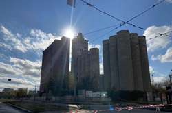 У Харкові намагалися підірвати будівлю легендарного елеватора, але вона встояла (відео)