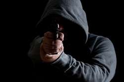 В Одесі невідомий обстріляв готель