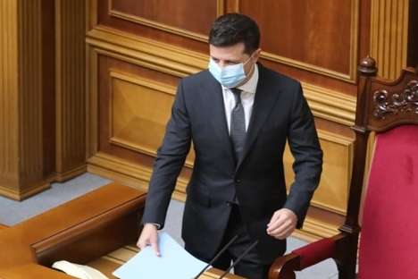 Зеленський закликав співгромадян та депутатів одягнути маски
