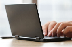 Наша мета на найближчі роки – 100% державних послуг онлайн, - зазначив Зеленський