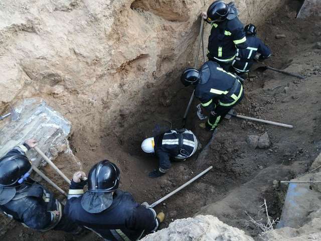 Трагедия на стройке: обвал котлована заживо похоронил двоих рабочих