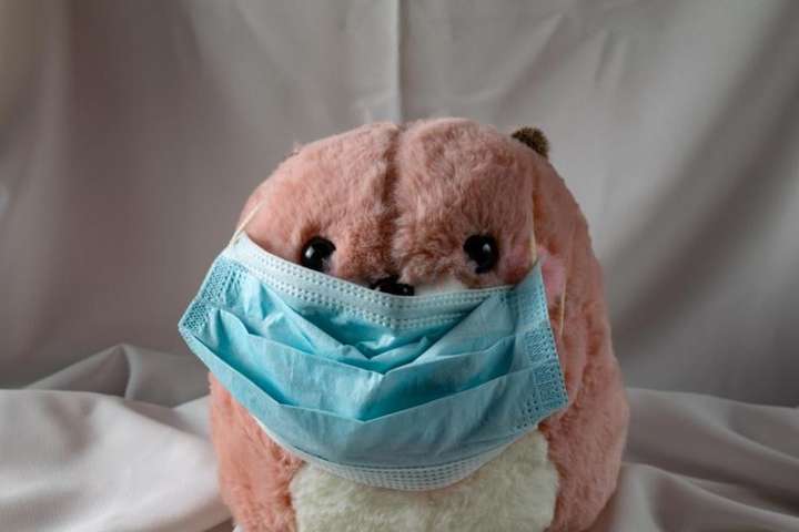 Японські вчені довели ефективність масок у боротьбі з вірусами
