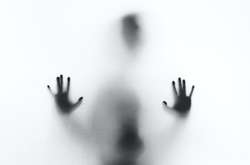 Австралиец, убивший жену, пожаловался на угрозы от ее призрака