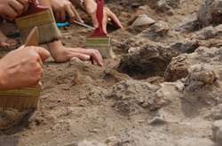 Оккупанты проводят археологические раскопки в Крыму. Украина выразила России протест