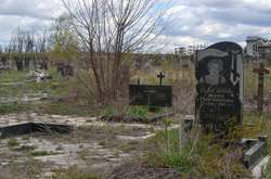 В ДНР жертв ковида хоронят даже на закрытых кладбищах 