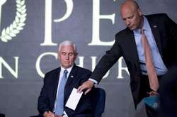 Радник віце-президента США захворів на Covid-19