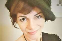 Жінка поскаржилася на симптоми коронавірусу через 10 місяців після зараження