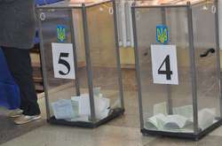 На Житомирщині кандидат у депутати влаштував на дільниці бійку