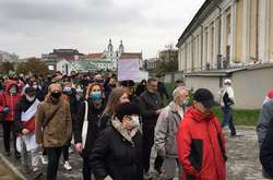 Колони протестувальників у Мінську
