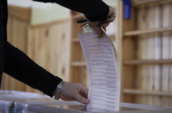 Екзит-пол в Миколаєві: Сєнкевич та Чайка виходять у другий тур виборів