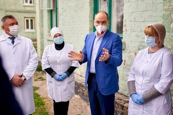 Степанов анонсував появу української вакцини через рік