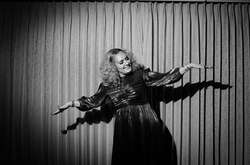 Певица Адель