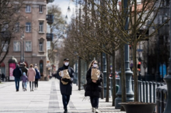  У державних закладах працівники повністю або частково перейдуть на віддалену роботу 
