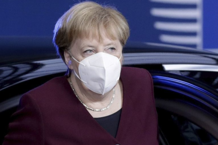 Партія Меркель перенесла обрання нового лідера через коронавірус