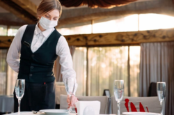 На Буковині через «червону» зону карантину скоротили роботу кафе і ресторанів