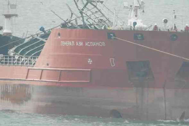 Вибух на танкері в Азовському морі: знайдено останки моряків