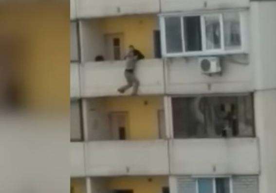 В Киеве женщина пыталась попасть «в ад», спрыгнув с 12-о этажа