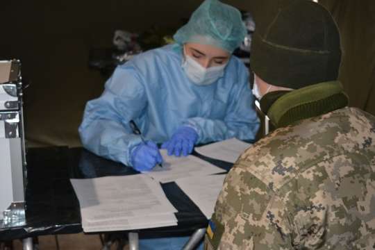 В українській армії за добу коронавірус виявили у 101 військовослужбовця