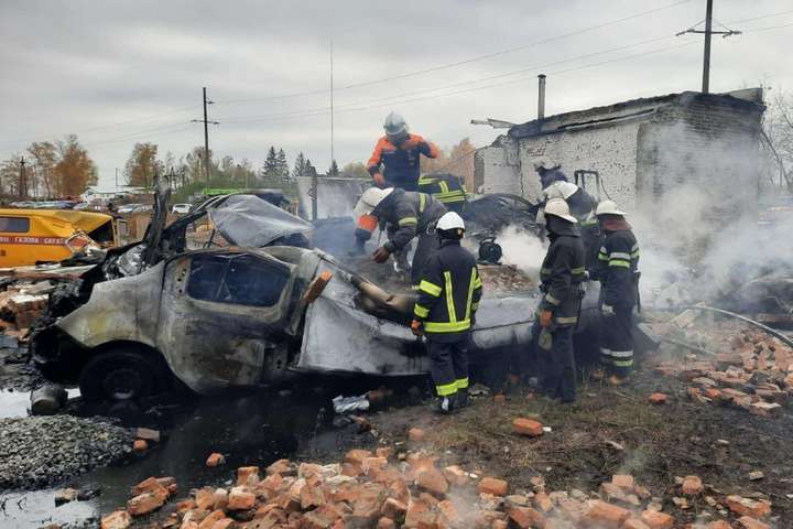 Тіла загиблих від вибуху газу на Харківщині досі під завалами 
