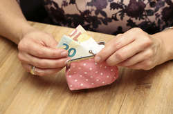 За підрахунками фахівців, майже 10% найманих працівників в ЄС живуть в бідності