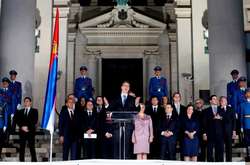 Основними завданнями нового уряду є боротьба за здоровʼя нації, політична боротьба за Косово, збереження добрих відносин з сусідніми країнами, розвиток відносин із Сполученими Штатами Америки, Росією та Китаєм, - прем'єр