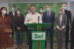  Київська команда партії «Слуга народу» провела брифінг 