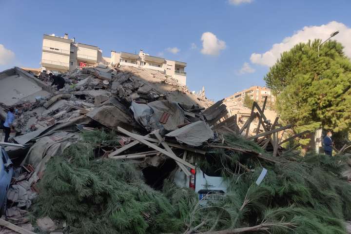 У Туреччині та Греції стався потужний землетрус, є значні руйнування